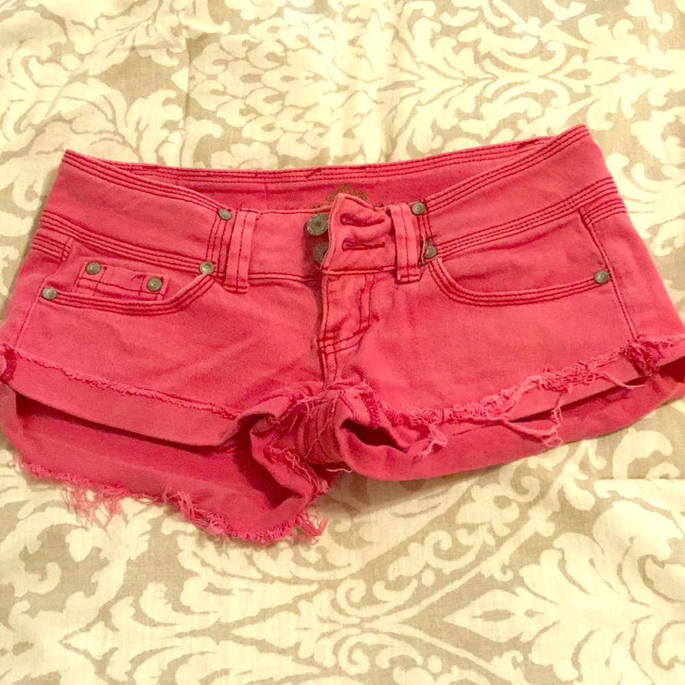 Almost famous pink shorts size 0